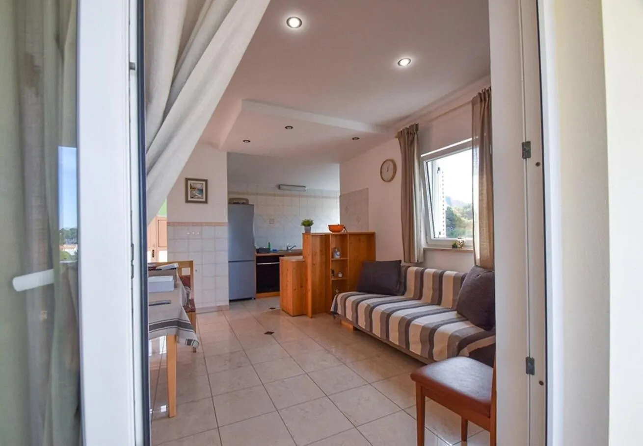 Apartments Lidija Banjol 0*,  Croatia