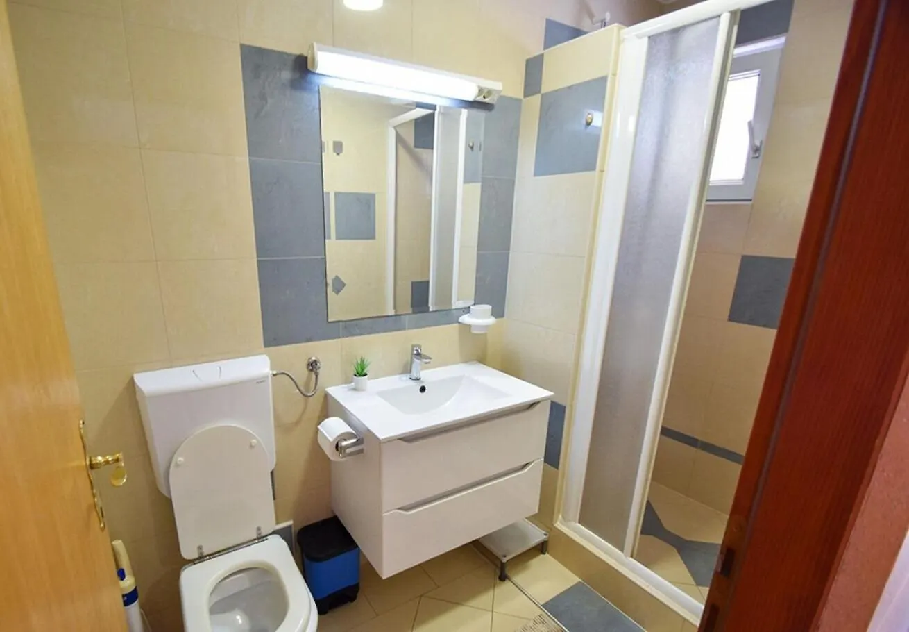 Apartments Lidija Banjol