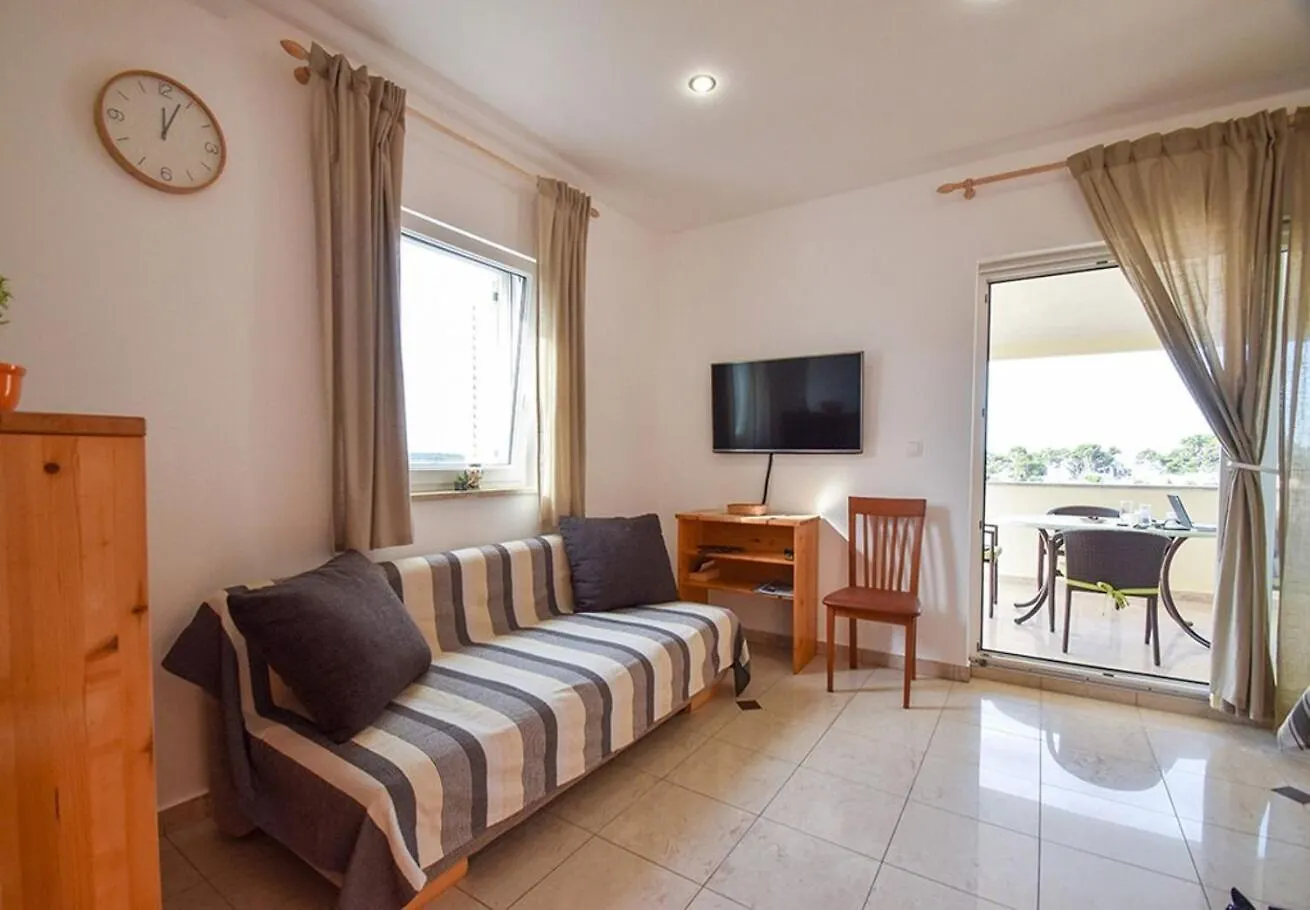 Apartments Lidija Banjol Croatia