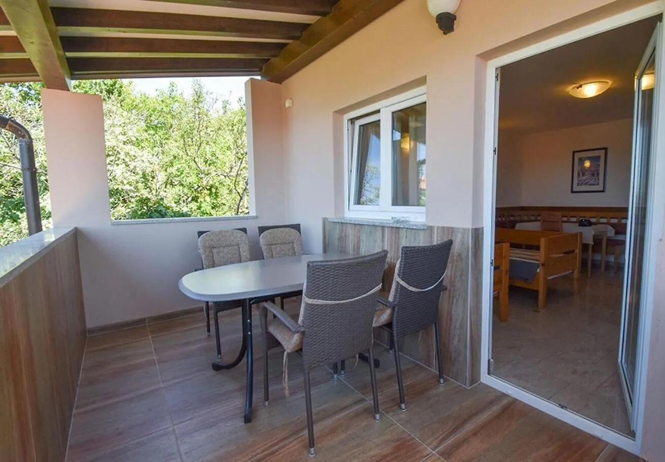 Apartments Lidija Banjol