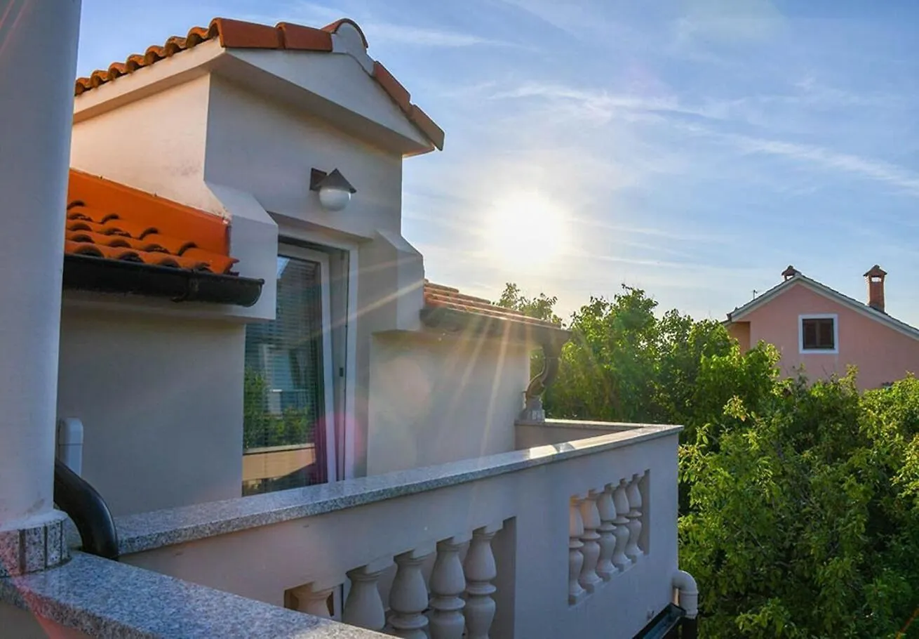 Apartments Lidija Banjol