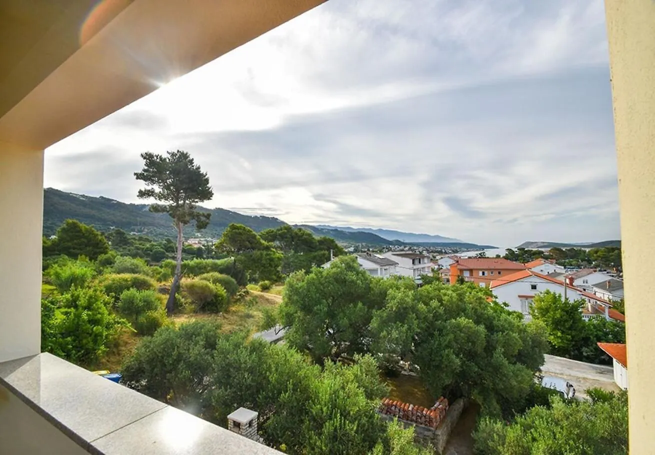 Apartments Lidija Banjol 0*,  Croatia