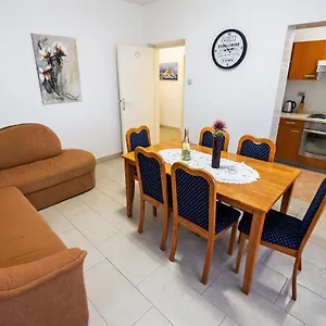 Bene Apartment